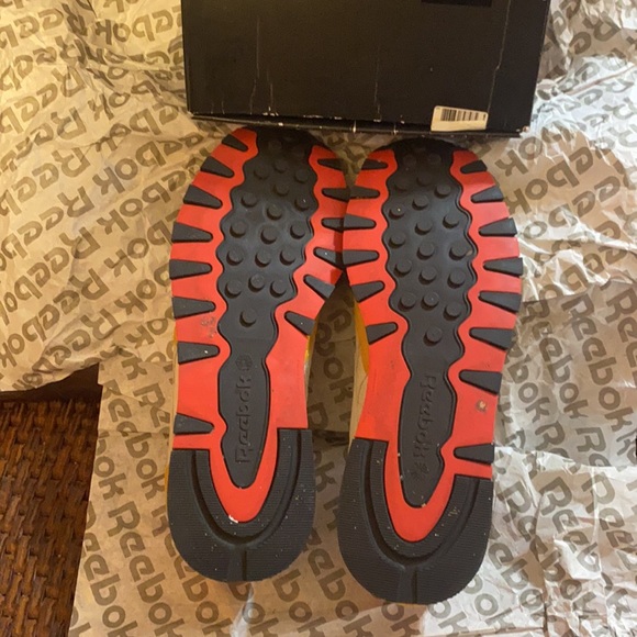 Men’s Reebok Hanson x30th anniversary edition Classic Size 12 sneakers - Picture 4 of 8